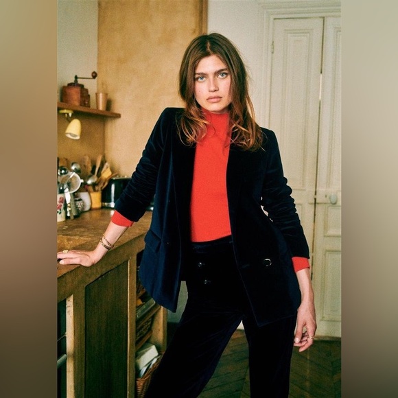 Sezane // Christie Navy Velvet Blazer